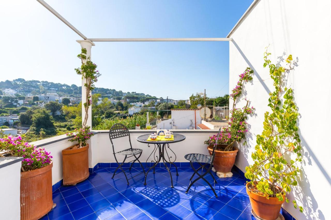 Capri Turquoise By Napoliapartments Exteriör bild